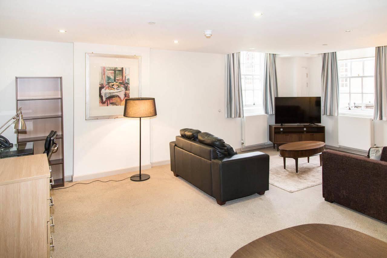 Goodenough College - University Residence London Bagian luar foto