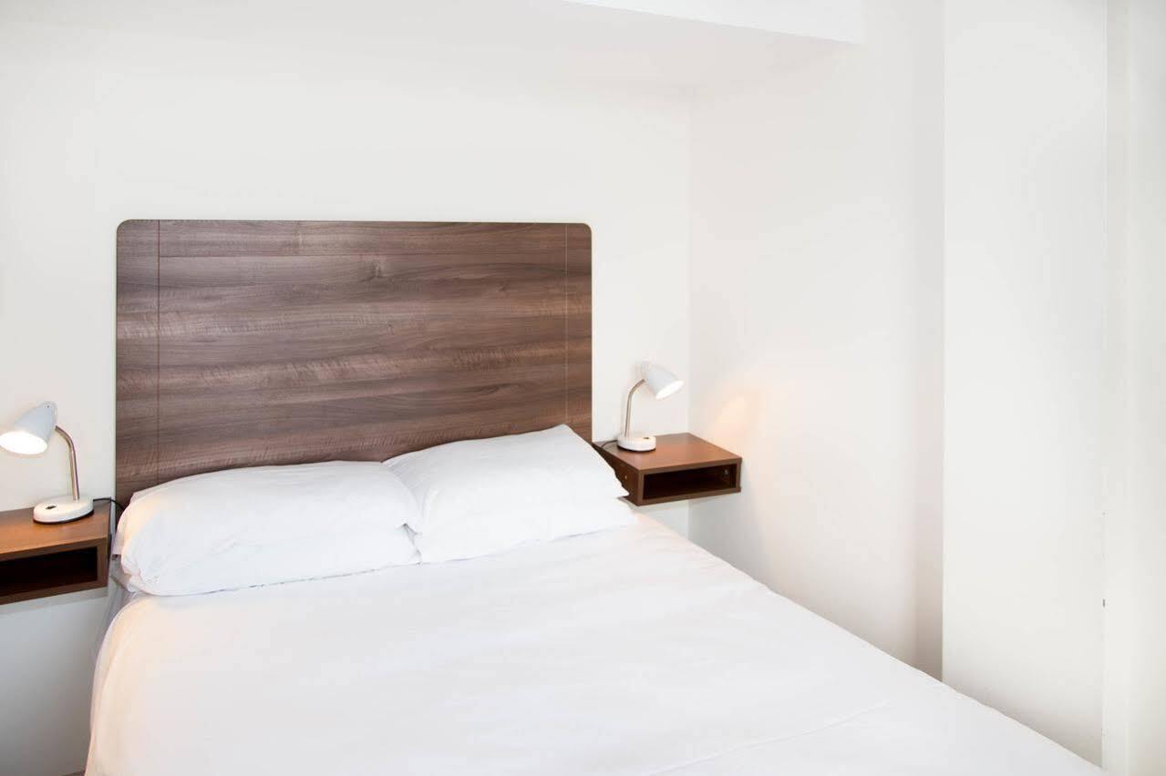 Goodenough College - University Residence London Bagian luar foto