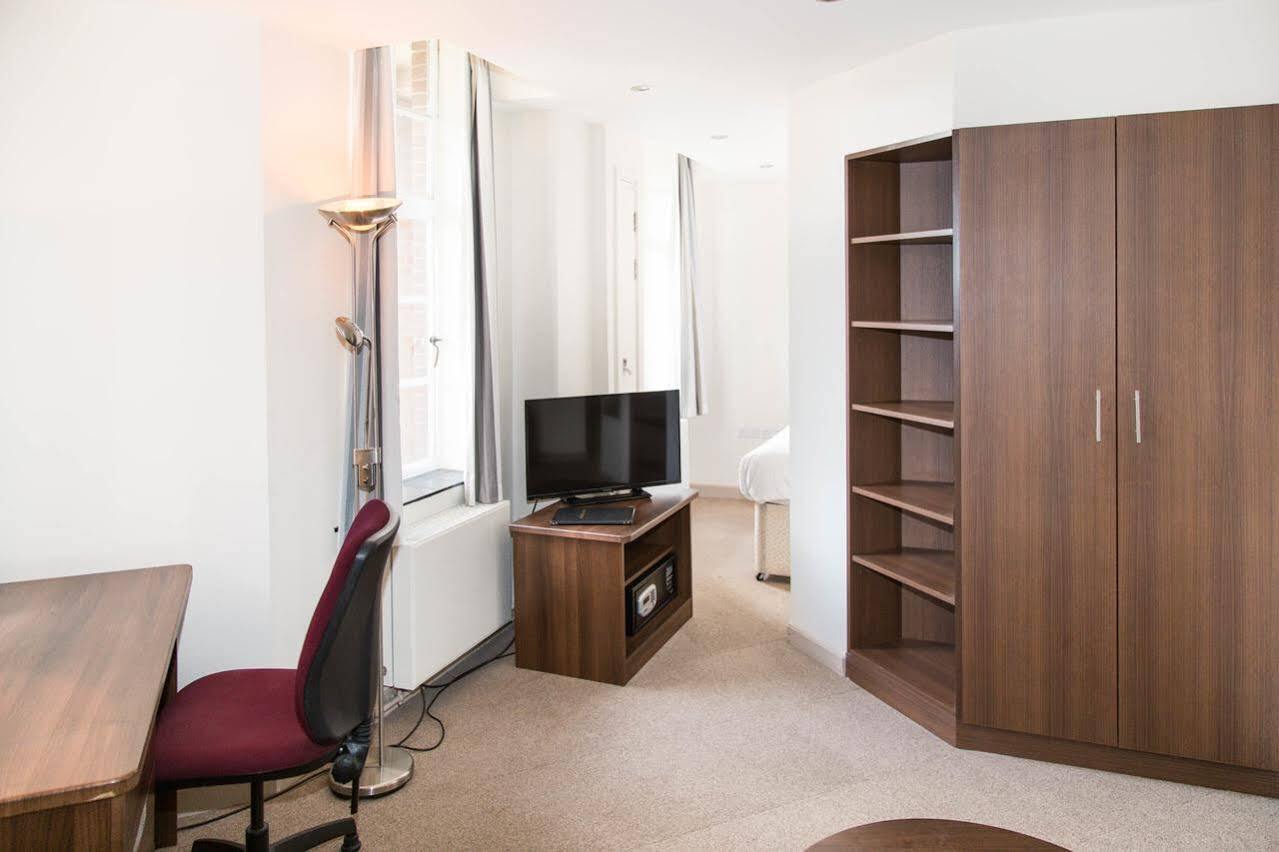 Goodenough College - University Residence London Bagian luar foto