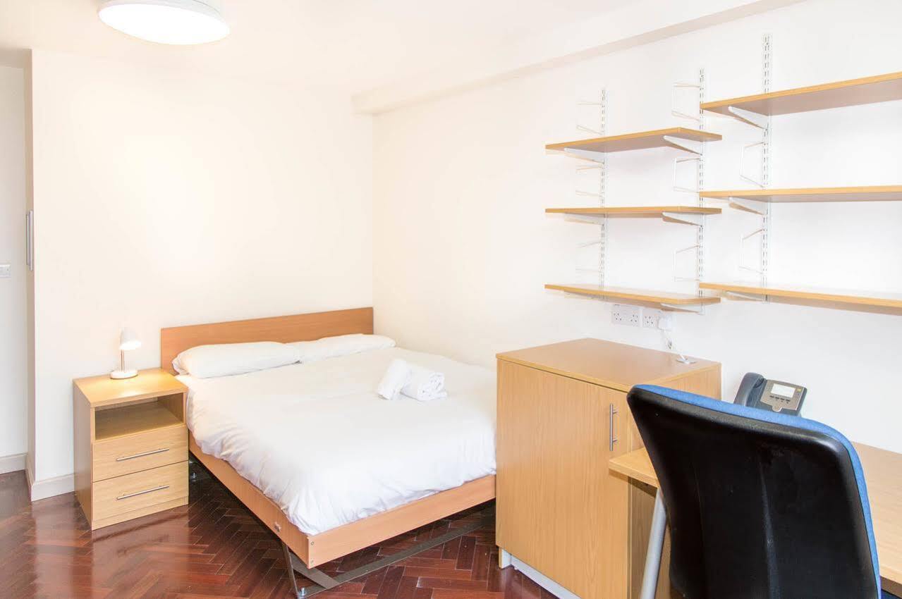 Goodenough College - University Residence London Bagian luar foto